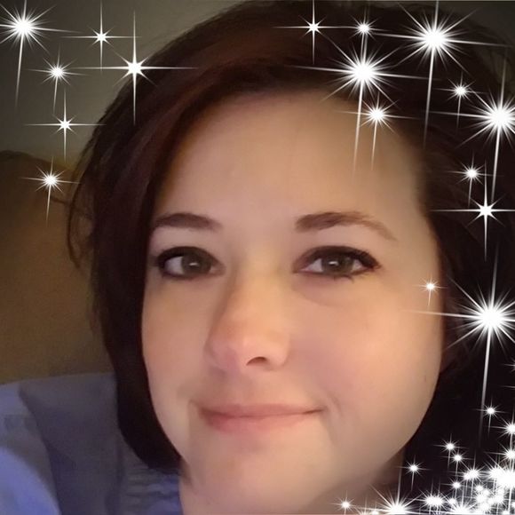 Meet your Posher, Mandy - Picture 1 of 1